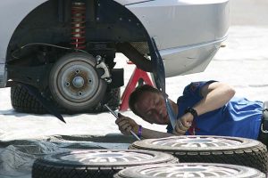How to Change the Gear Box of Your Car